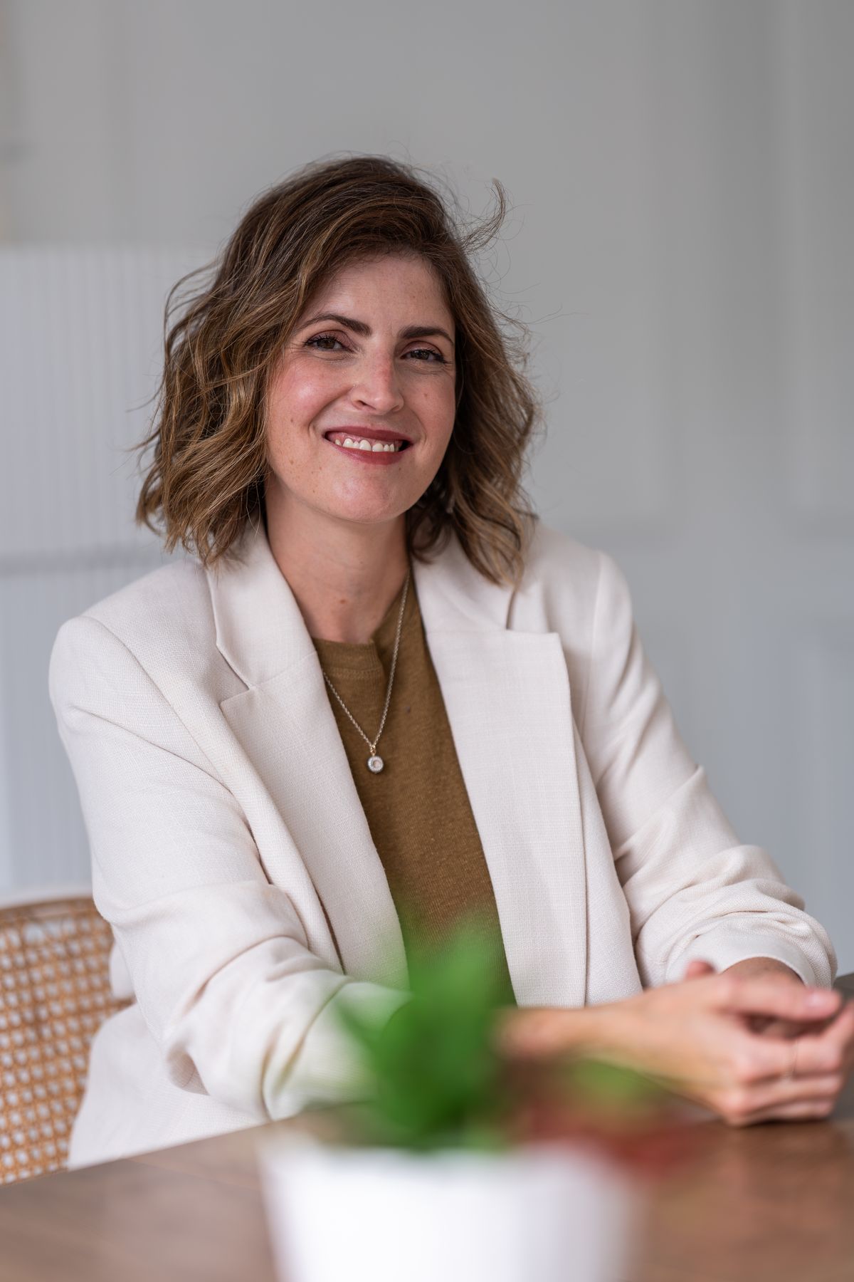 Portrait of Rebeca Pereira, Registered Psychotherapist (Qualifying)